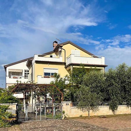 Apartments Maria Umag Exterior photo