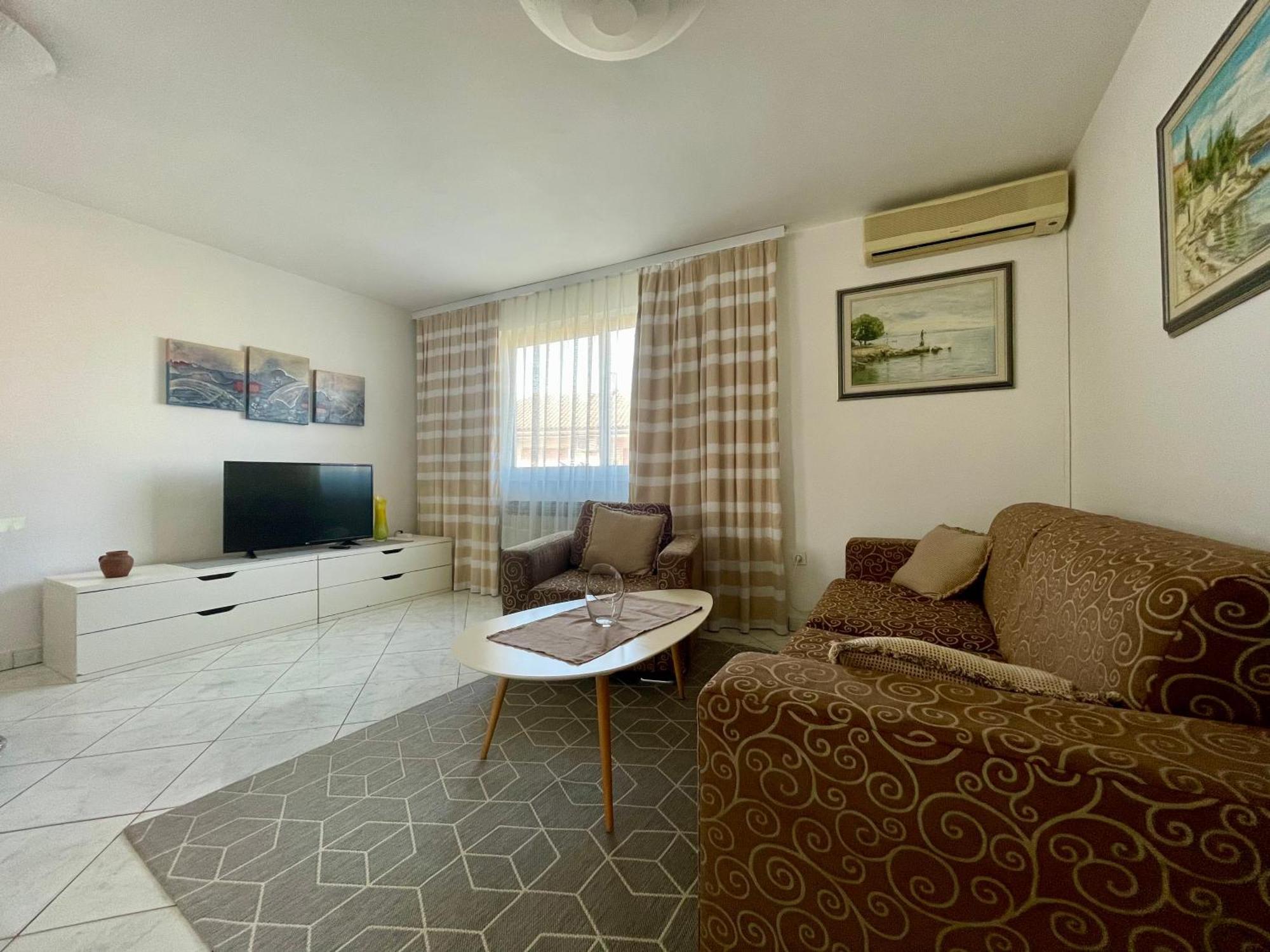 Apartments Maria Umag Exterior photo